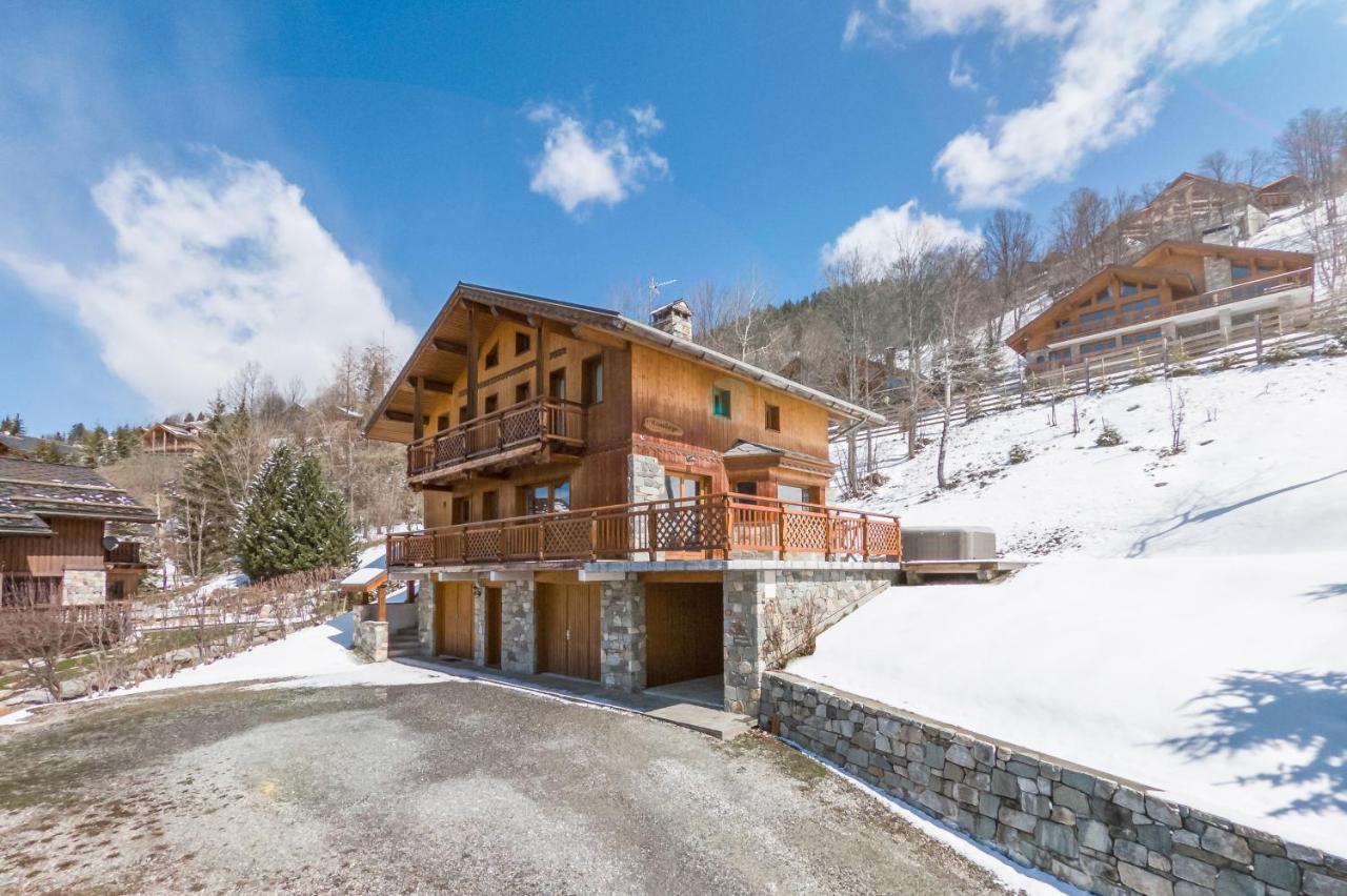 Chalet Himalaya , 10 Person Chalet With 5 Ensuite Bedrooms And Outdoor Jacuzzi In Meribel Centre Eksteriør bilde