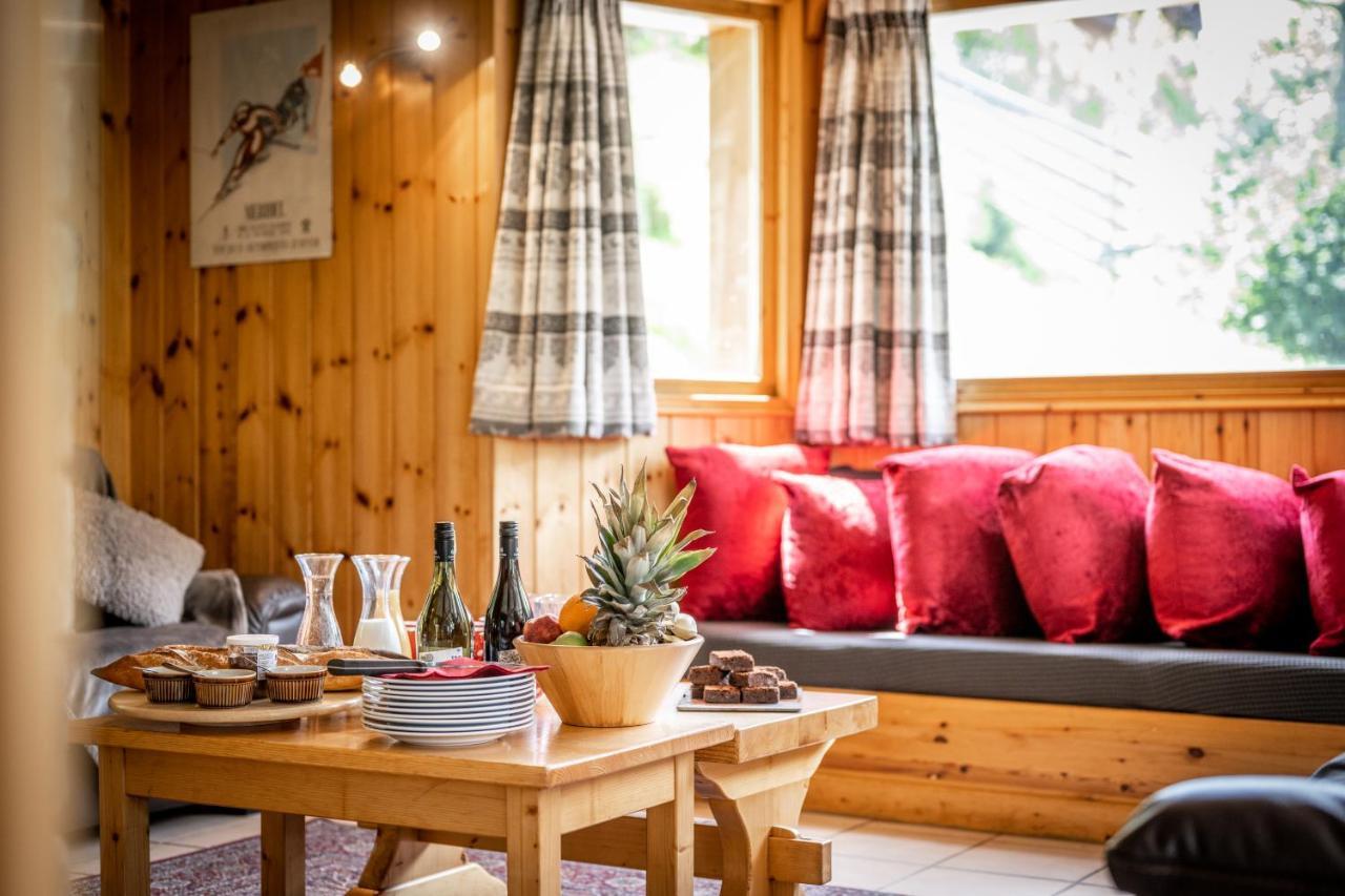 Chalet Himalaya , 10 Person Chalet With 5 Ensuite Bedrooms And Outdoor Jacuzzi In Meribel Centre Eksteriør bilde