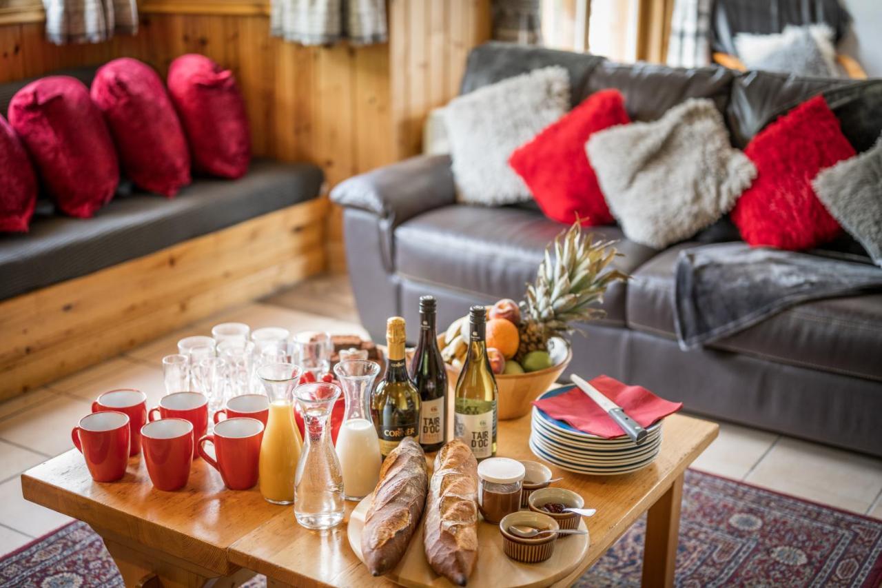 Chalet Himalaya , 10 Person Chalet With 5 Ensuite Bedrooms And Outdoor Jacuzzi In Meribel Centre Eksteriør bilde